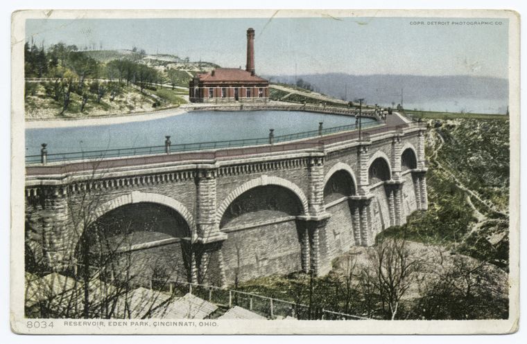 Eden Park: The Birth of an Iconic  Midwestern Municipal Park